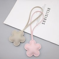 PU Leather Keychain Cartoon Flower Fashion PU Leather Hanger 13 Colors Car Keyring Bag Pendant for Women