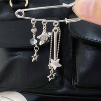 Sweet Pin Star Chain Girl's Bag Pendant Brooch Pin Stylish Bag Decors Pin Buckle Clothes Brooch Jewelry Keychain Handbag Pendant
