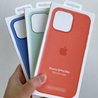 Oficjalne etui Apple Liquid Silicone MagSafe do iPhone 16 Pro, 16 Plus, 16 Pro Max, magnetyczne, kompatybilne z bezprzewodowym ładowaniem, odporne na wstrząsy.