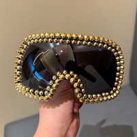 Luxury Retro Oversized One-piece Punk Style Sunglasses for Men and Women y2k Exaggerated Gold Rivet Dec Cool Goggles for Party