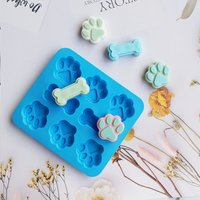 Dog Footprint Silicone Mold Cake Molds Bone Cookie Cutter Fondant 3D DIY Cat Paw Silicone Bakeware Molds Baking Accessories