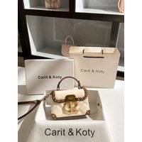 Luxury and Vintage Square Make Up Evening Bag with Premium Leather and Delicate Metal Decoration 2025 Winter New in Handbags