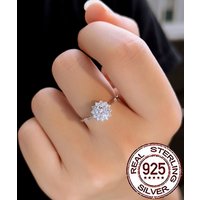 QooLady S925 Sterling Silver Luxury Shiny White Flower Cubic Zirconia Ring for Women Wedding Engagement Party Jewelry Gift SR063