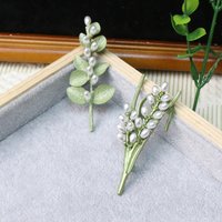 Baroque Luxury Botanical Branch and Leaf Design Brooch for Men and Women, Jewelry Accessories, Wedding, Holiday, and Party Gift