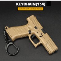 Realistic Pistol Shaped Miniature Keychain Removable Magazine Model Charm Car Key Chain Gift for Men Birthday Decor