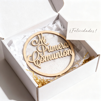 Spanish First Communion Wooden Wall Sign - 30cm Round "Mi Primera Comunión" Laser Cut Decor, Ready-to-Hang Gift