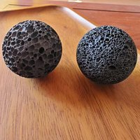1/2PCS 5cm Volcanic Stone Hand Grip Strengthener Ball Anti-sweat Finger Exerciser for Rock Climbing Training & Muscle Recovery