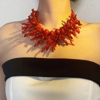 New Trending Acrylic Red Coral Choker Necklace for Women Bohemian Irregular Beads Geometric Double Layered Necklaces Jewelry