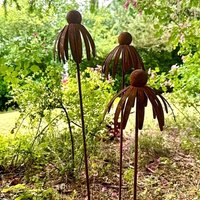 Rusted Iron Metal Daisy Stake Weather Resistant Long Stakes Curved Petal Stake Handmade Retro Style Rustic Garden Art