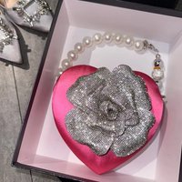 New sparkling rhinestone heart-shaped box Bag Silk Satin banquet dinner bag Pearl wrist chain handbag party shiny crystal clutch