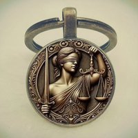 Vintage Women's Justice Keychain - Elegant Alloy Gift, Symbolic Accessory for Lawyers, Judges, and Rights Holders in the Legal P