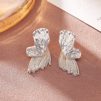 Butterfly tassel earrings for women, niche design, cool style, irregular earrings, high-end, stylish, exquisite earrings