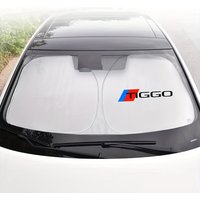 The sunshade on the front windshield of Chery Tiggo car blocks ultraviolet rays and filters out harmful light.