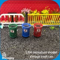 Detailed Scene: 1:64 Scale Miniature Model Repair Workshop, Vintage Trash Can, Mini Garbage Recycling Ornament, Car Model Scene with Old-Style Decoration