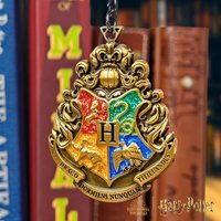 Genuine Harry Potter Metal Keychains Hogwarts Badge Ornament Decoration Metal Keychain for Women Men Hanging Gifts