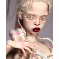 New 1/4 supermodel lala resin model figures toy girl eyes special joints BJD sd doll high quality toys spot
