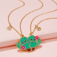 2Pcs/set Cute Lovely Cactus Shape Pendant Necklaces Best Friends BFF Necklace Friendship Jewelry Gift for Girls