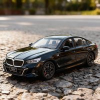 1:24 5 Series 530 530LI Coupe Alloy Car Model Diecast Metal Luxy Vehicles Car Model Simulation Sound and Light Children Toy Gift