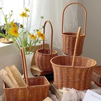 Willow Rattan Bride Flower Basket Picnic Container with Handle Flower Arrangement Basket Hand-Woven Picnic Weaving Basket