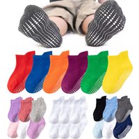Chaussettes antidérapantes en coton pour enfants de 0 à 5 ans, 6/12 paires/lot, chaussettes basses pour garçons et filles, avec poignées en caoutchouc, à pois