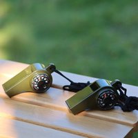 Outdoor-Pfeife, multifunktionale Drei-in-Eins-Pfeife aus Kunststoff, lebensrettende Pfeife, Kompass-Thermometer-Pfeife, Schiedsrichterpfeife