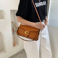 Classic and popular small square messenger bag with double straps, small square bag for women, fashionable underarm shoulder bag