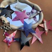 Edgy Y2K Star Hair Clips Glitter Finish Punk Rock Chic Hair Barrettes for Women Girls Cool Punk Star Design Non Slip Grip Daily