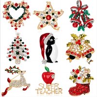 Luxury Exquisite Christmas Brooches Pin Snowman Santa Claus Boot Garland Fashion Jewelry Gift Decoration