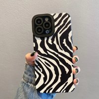 Fashion Zebra Stripes Silicone Case For iPhone 15 12 13 14 Plus 11 16 Pro Max Mini 17 ProMax Air Soft Leather Shockproof Cover
