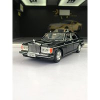 1: 32 simulation zinc alloy retro model car, static ornament, metal collectible gift car