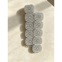 Ceinture de mariée argentée brillante avec motif ajouré et strass lourds, chaîne de taille marocaine de luxe pour femme, accessoire de mariage élégant
