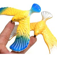 1/2/3/5PCS Amazing Plastic Balancing Eagle Bird Children Educational Toys Kids Fun Toys Anti Stress Finger Balancing Bird Toy