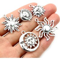 New Fashion Antique Silver Plated Moon Sun Flower Handmade Charms Pendant DIY Jewelry Findings for Bracelet Necklace Accessories