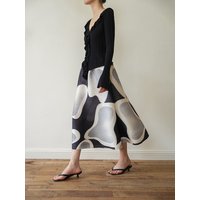 Miyake Folded Cloud Print Pattern Women Skirt Loose Oversized Elastic Design Fashion Casual Female Half Skirt 2026 Summer New