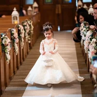 Luxurious White Flower Girl Dress Long Train With Bow Bead Birthday Ball Ball Gown Princess Holy First Communion Gowns