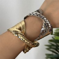 Trend Chunky Gold Color Twisted Cuff Bangle Bracelet for Women Hip Hop Irregular Geometric Wide Wristband Statement Jewelry