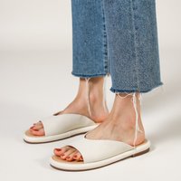 Women's Beach Shoes Square Open Toe Sandals Split Leather Flat-Bottomed Casual Sandals And Slippers Women's Slippers Outer Wear image 4