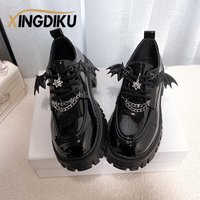 Punk vent mode chaussures simples automne nouveau diable chauve-souris ailes gothique chaussures pour femmes fond épais imperméable plate-forme chaîne en métal