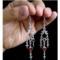 New Victoria Sliver Color Stars Tassel Red Black Heart-shaped Dangle Earrings for Women Goth Halloween Designer Earrings Jewelry
