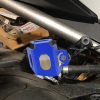 Motorcycle FOR SUZUKI GSR 750 GSR750 CNC Rear Brake Fluid Reservoir Guard Cover Protector Oil Cup Guard 2011 2012 2013 2014-2016
