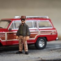 1/64 Resin Model Miniature Garage Car Scene Walter White Doll Figurines Diorama