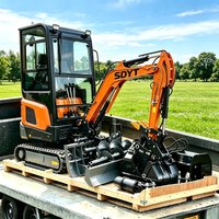 Nowa, ulepszona wersja 2,6-tonowego, kompaktowego mini koparki, certyfikowana Euro5, z obrotową ramą, zapewniająca stabilną wydajność, idealna do prac kopniczych na farmie, możliwość dostosowania.