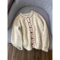 French Style Vintage Sweater Coats Women Spring/Autumn New O-Neck Single Breasted Knitted Cardigans Chic Contrast Color Tops