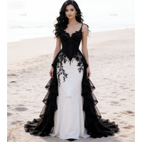 Enchanting Black And White Mermaid Gothic Wedding Dress 2026 Elegant Spaghetti Straps Tiered Tulle Lace Beach Bridal Gowns Ombre