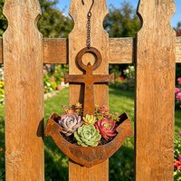 Nautical Planter Metal Retro Flower Container Hangable Flower Pots for Homeowners Gardeners Growers Home Office Apartment