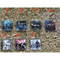 Inspired by Resident Evil 4 Key Chains " RE4 " - Small Custom Videogame Art Cover Displays leno fans gift