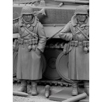 1/35 Scale Resin Figure Assembled Model Kit WWII History Military Miniatures Winter Infantry Soldier 2 Unpainted Unpainted 1930