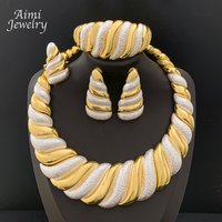 Dubai 18K Gold Plated Jewelry Sets for Women Surround Big Necklace Collar Original Wedding Banquet Parties Luxurious Jewelry