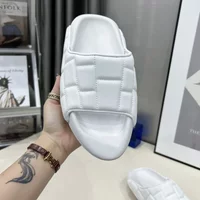 New Women Beach Slippers Platform Leather Space Bread Shake Slippers Non-slip Fashion Male Female Slippers Big Size 44