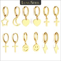 LUXUSTEEL Einfache geometrische Charme hängende Creolen Damen Herren Edelstahl Huggies mit Herz Stern Mond Kreuz Pendientes